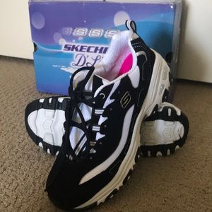 Fashion athletic shoes